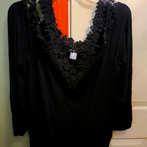 Venus L cold shoulder top